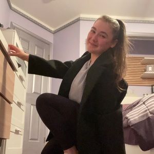 Meet your Posher, Kimmy